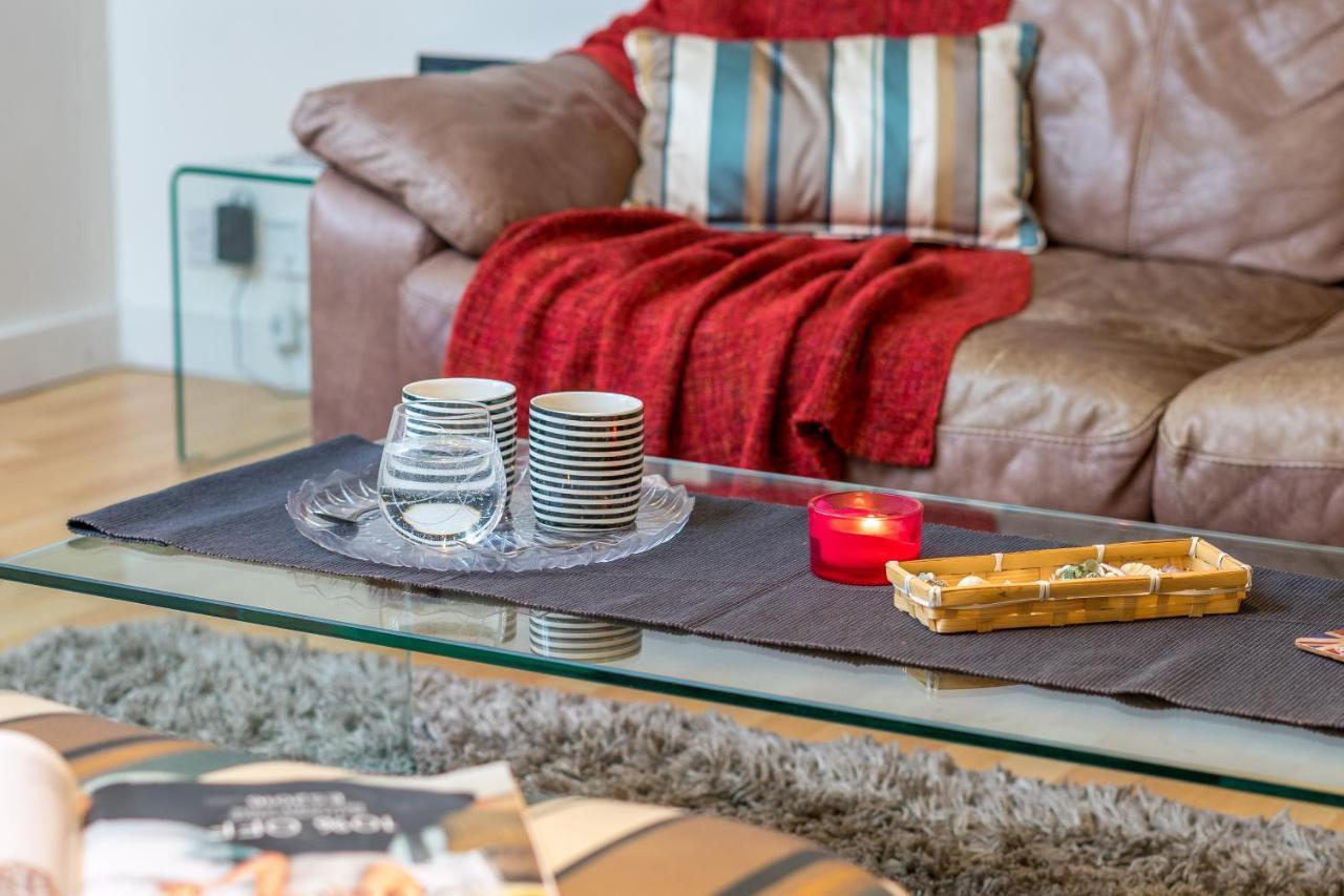 Apartament Joivy 2-bed Flat Near Notting Hill *