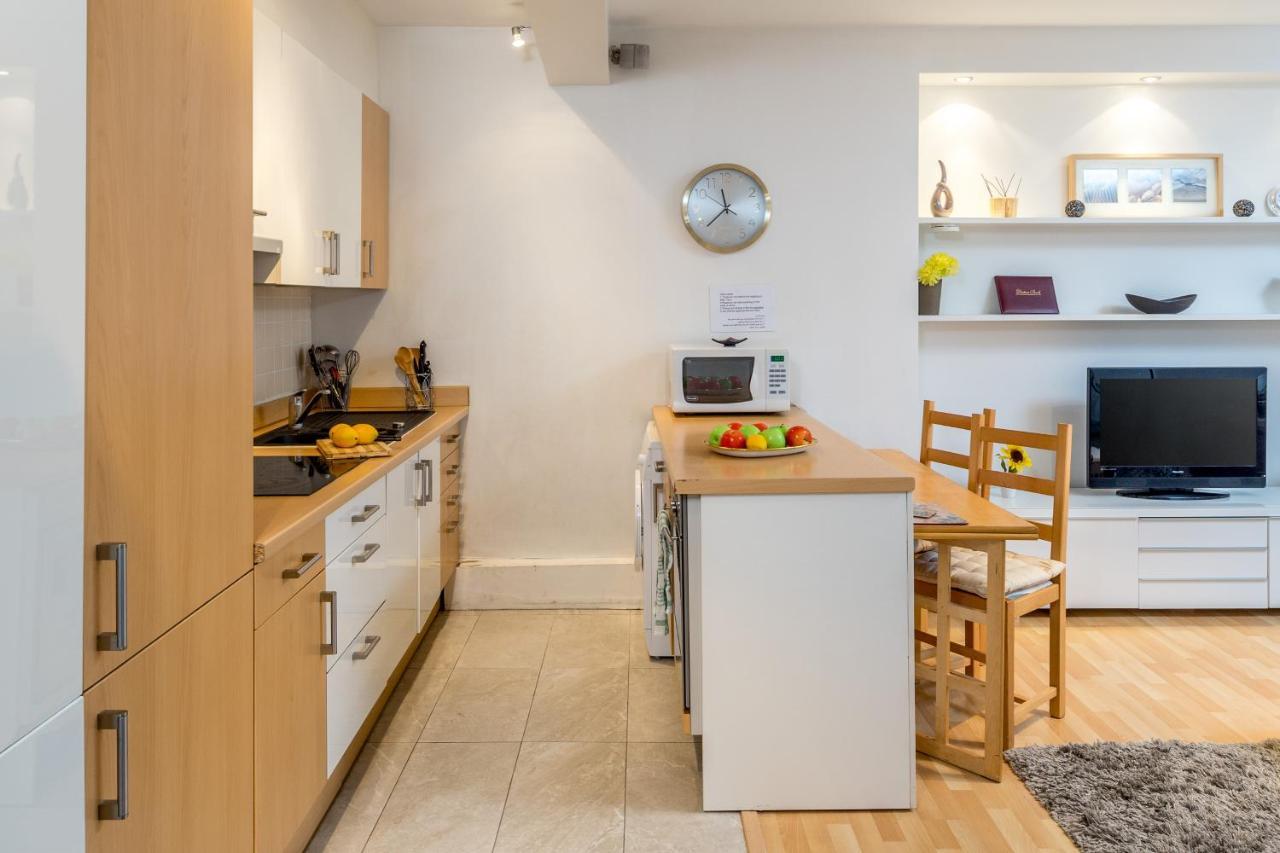 Joivy 2-bed Flat Near Notting Hill Apartament Londra